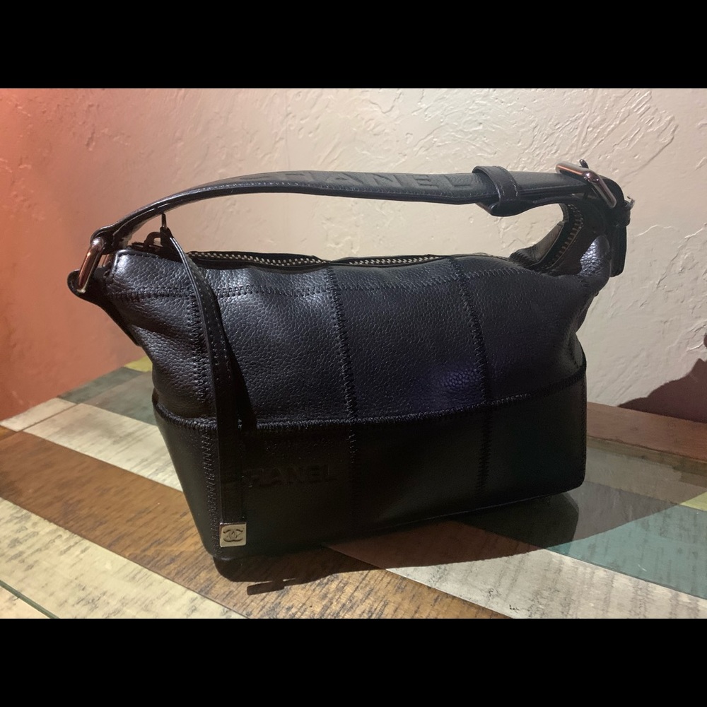 🖤 CHANEL 🖤 Square Stitch Box Bag